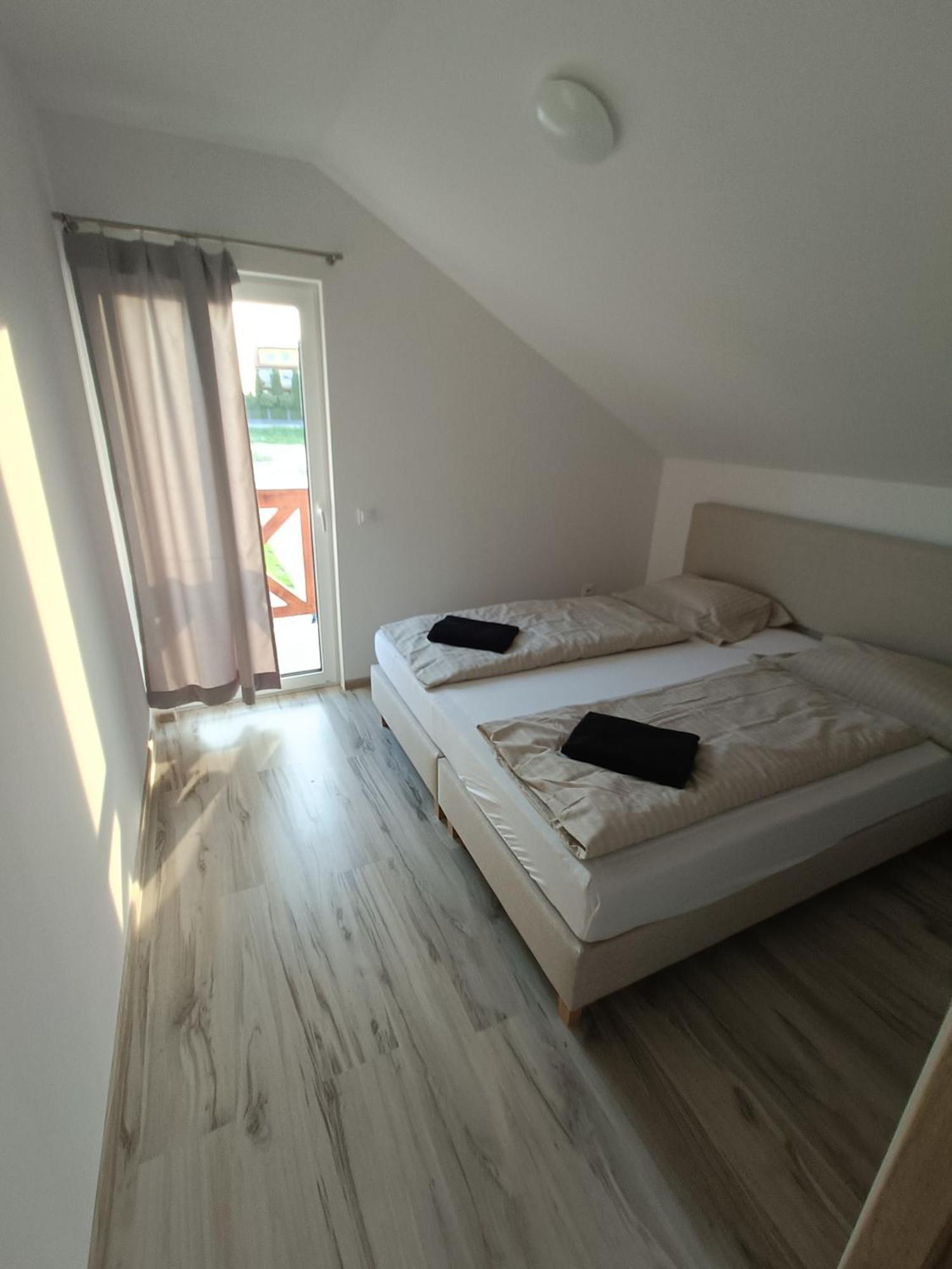 Apartamenty Kwiat Jabloni Mikołajki Exteriör bild